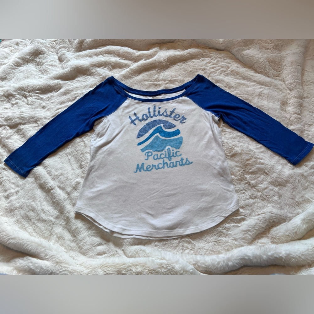 Hollister Quater Sleeve Tee